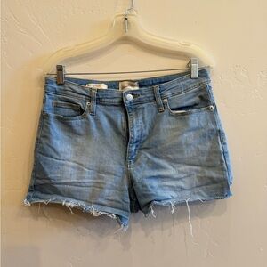 Universal Thread Light Blue Jean Shorts